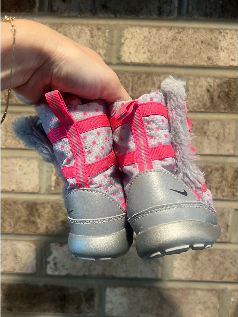 Nike Roshe Run Hi Little Girls Sneakerboots